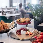 Radisson Red, Oslo Airport غاردرموان