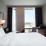 Hotel Radisson Red, Oslo Airport