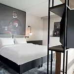Radisson Red, Oslo Airport Hotell Garder