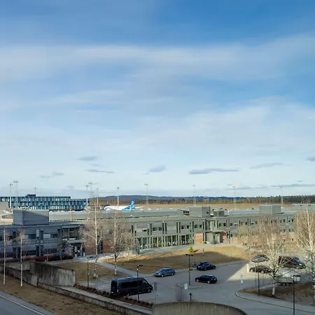 Radisson Red, Oslo Airport 4*