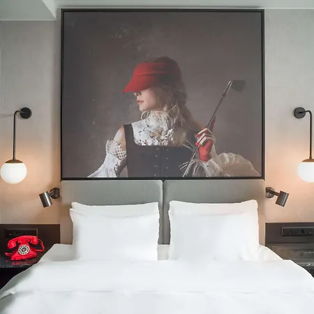 Radisson Red, Oslo Airport Hotel 4*