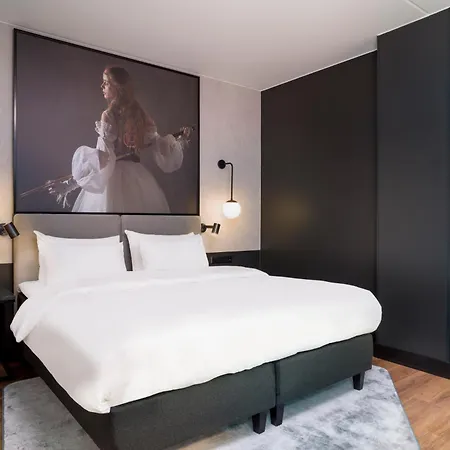 Radisson Red, Oslo Airport 4* غاردرموان