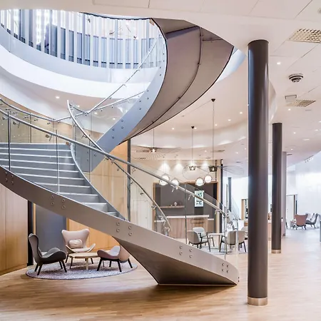 Radisson Red, Oslo Airport 호텔 가르데르모엔