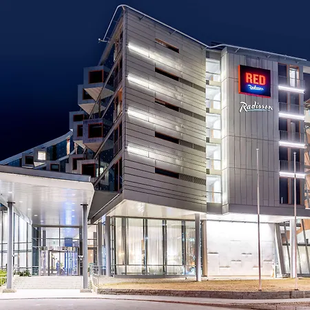 Hotel Radisson Red, Oslo Airport 4*