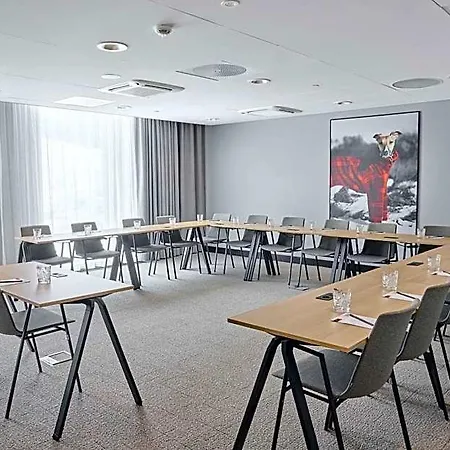 מלון Radisson Red, Oslo Airport