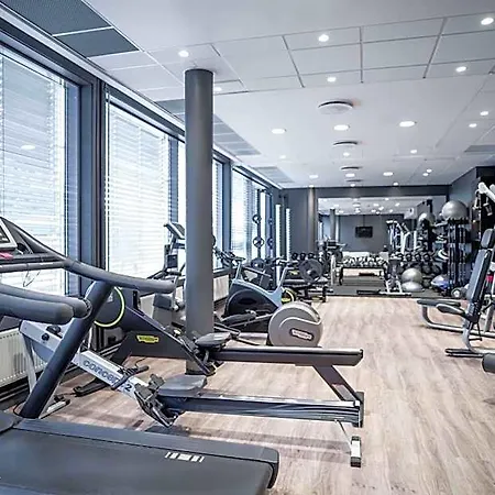 Radisson Red, Oslo Airport 4* גרדרמואן