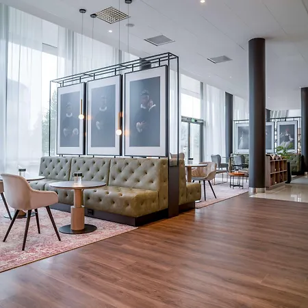 Radisson Red, Oslo Airport 4* 가르데르모엔