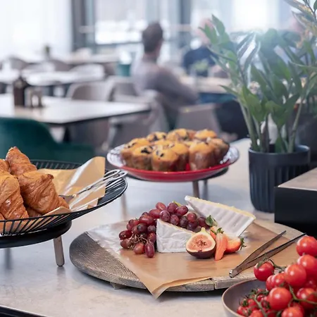 Radisson Red, Oslo Airport غاردرموان