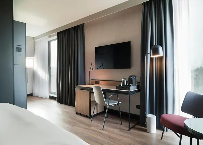 Radisson Red, Oslo Airport 4*