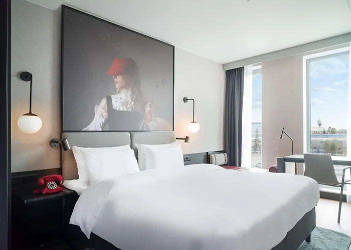 Hotel Radisson Red, Oslo Airport 4*