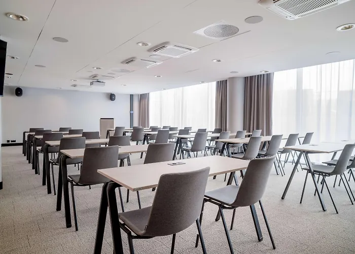 Radisson Red, Oslo Airport 4*